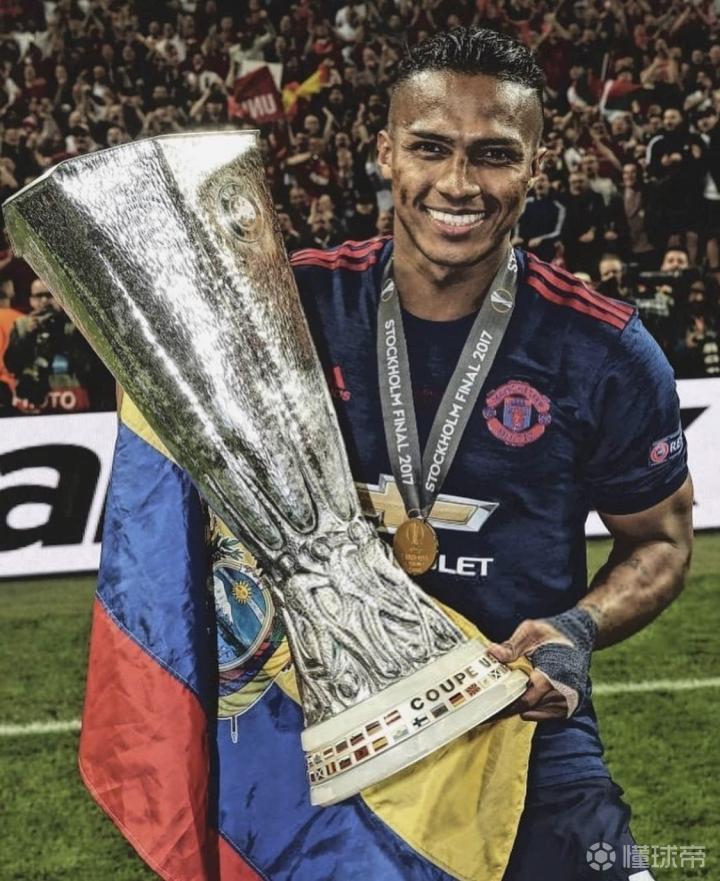 包含瓦伦西亚国际比赛日篮板制胜，志在欧联名次提升，态度坚定，赛季目标并未改变的词条