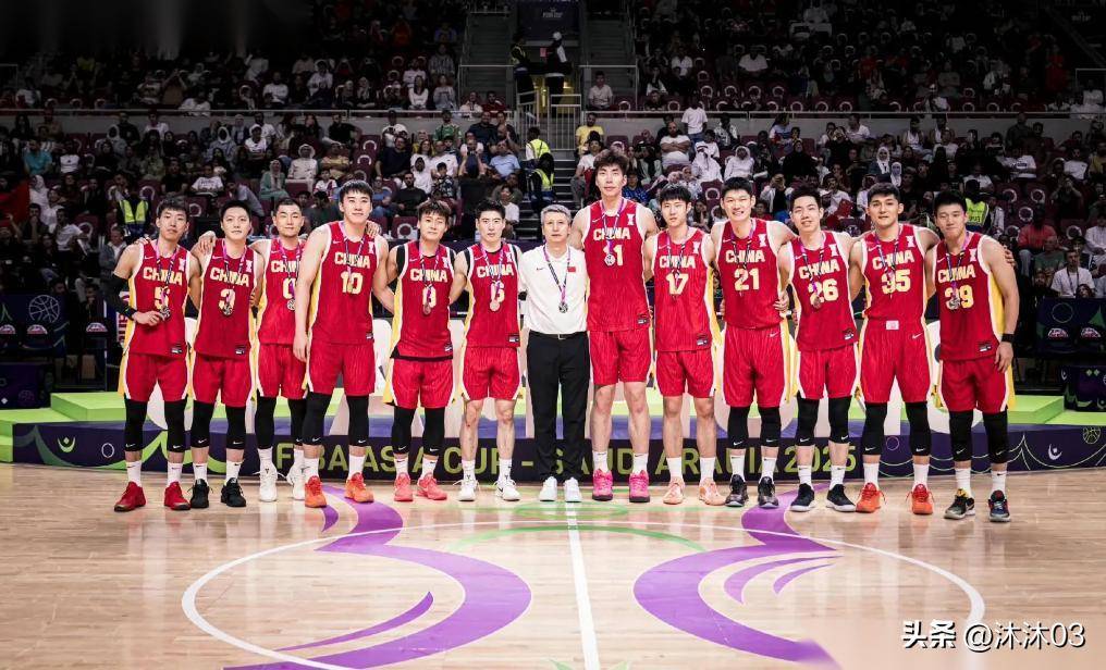 风云突变！尼斯赛前防线松动，NBA常规赛版图或变，压力陡增，资深球员宣示担当的简单介绍