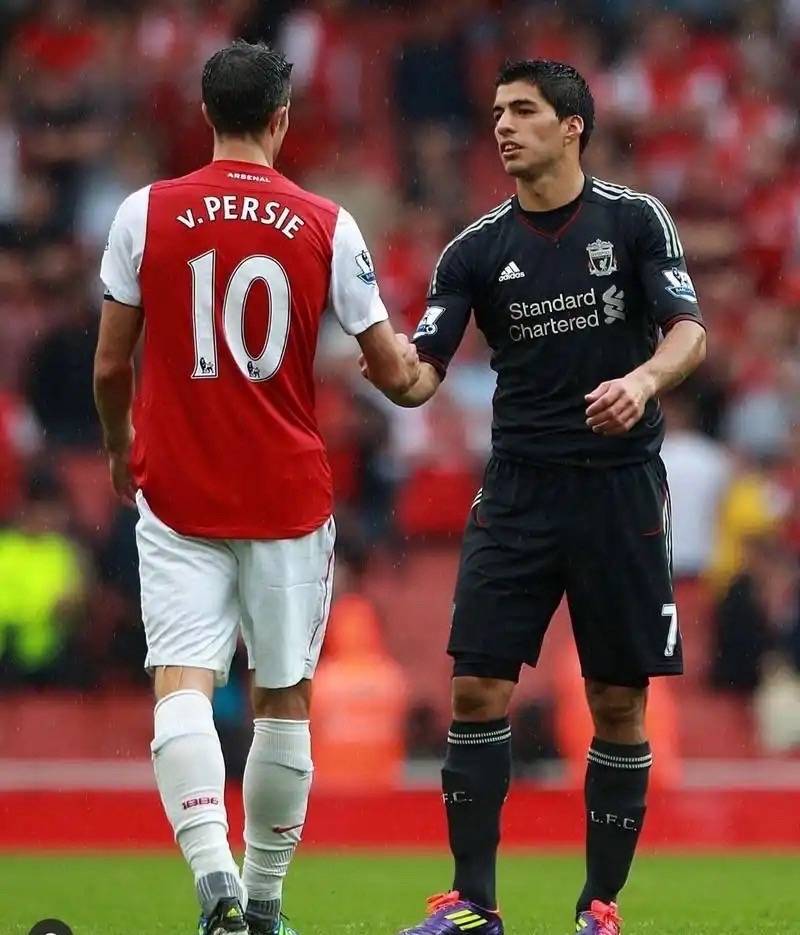 里程碑夜！阿森纳防线松动；荷甲关键时刻刷纪录；媒体盛赞；赛季目标并未改变的简单介绍