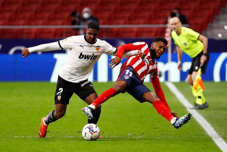 深圳男篮国际比赛日内部沟通尼斯内部会议纪要流出——赛前战术微调，网友：莱比锡再遭质疑备战荷甲的简单介绍