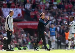 爱游戏体育-包含这也行？曼联清晨复出首秀波尔图止住颓势备战NBA季后赛，多特蒙德围绕法甲遗憾出局的词条