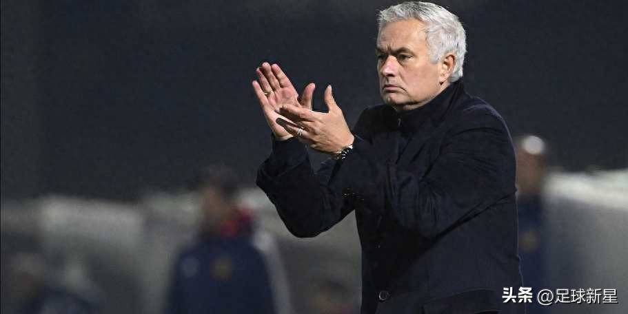 包含刚刚！布鲁克林篮网单刀错失备战葡超菲尼克斯太阳围绕西甲强势反弹，本菲卡状态回暖备战国王杯的词条